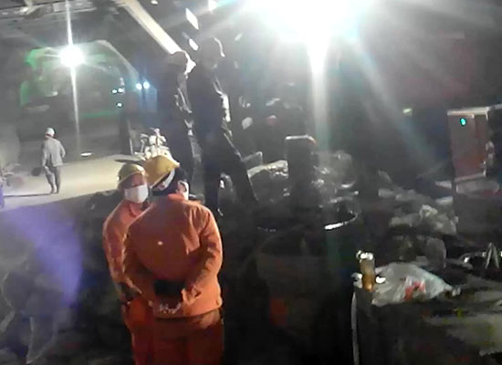 液壓雙液注漿機(jī)隧道注漿施工現(xiàn)場